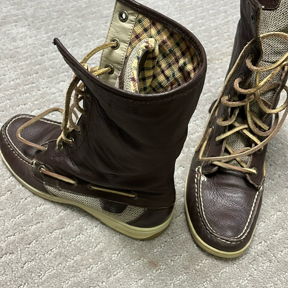 Sperry boots